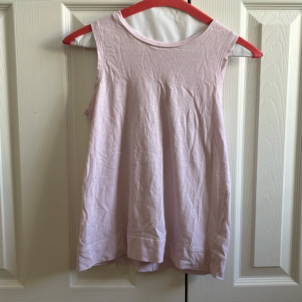 Athleta girl loose fit athletic top. Perfect for summer or spring. So comfy!